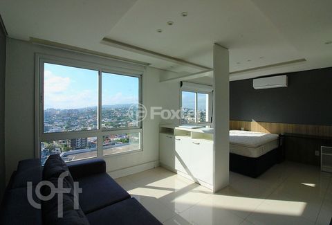 Image 6 - 857347