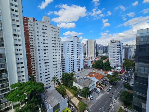 Image 7 - 857358