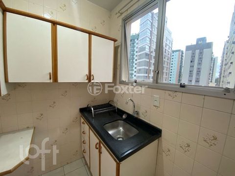 Image 7 - 857375