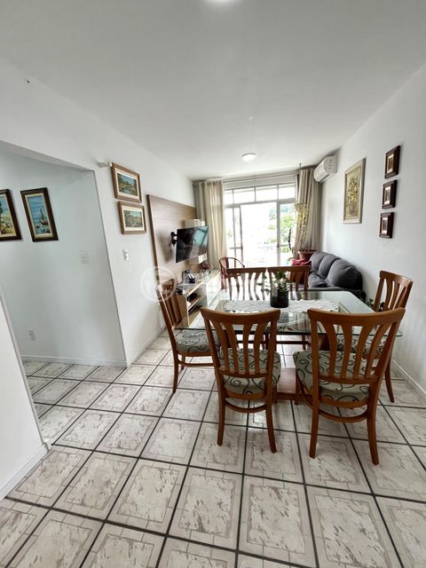 Image 3 - 857440