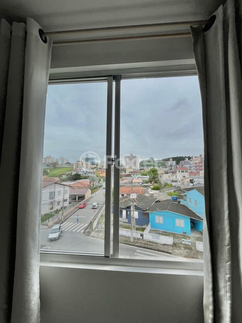 Image 6 - 857440