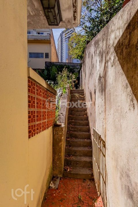 Image 19 - 857486