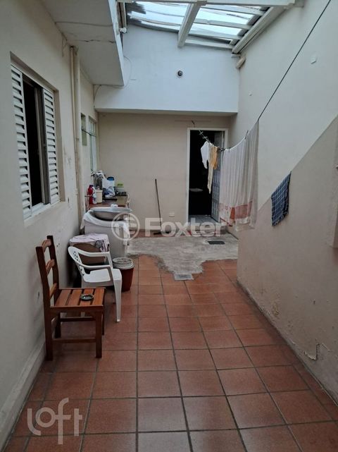 Image 8 - 857492