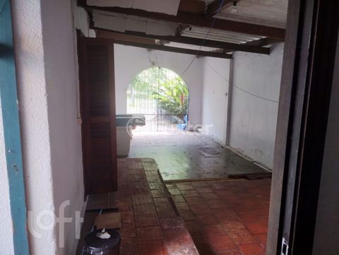 Image 11 - 857563