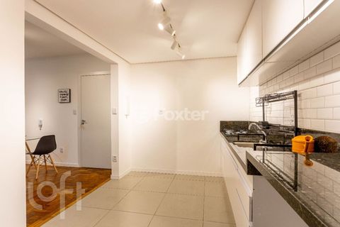 Image 10 - 857630
