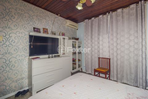 Image 11 - 857637