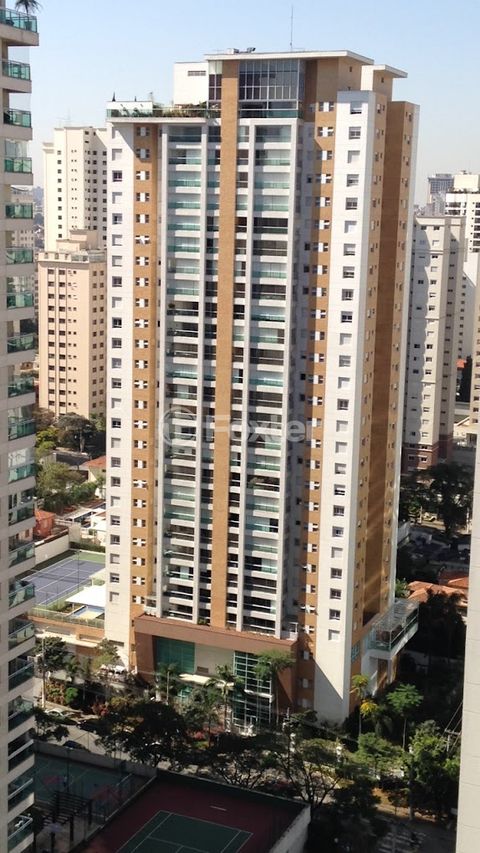 Image 19 - 857684