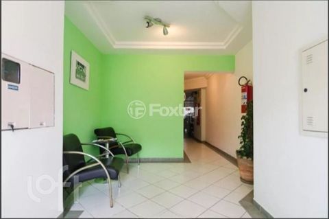 Image 7 - 857695