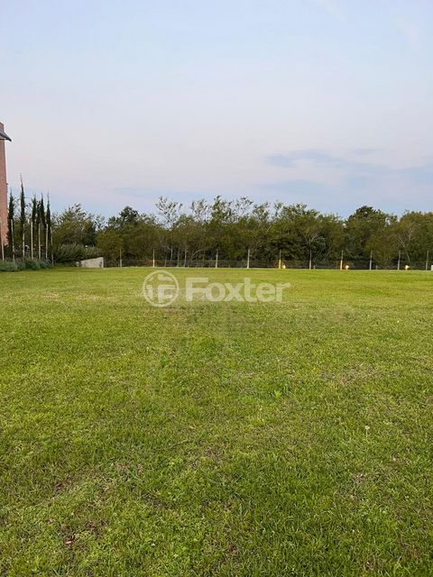 Image 3 - 857711