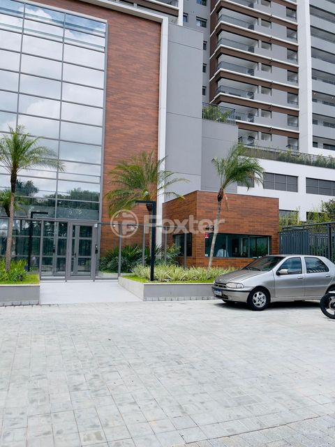 Image 15 - 857716