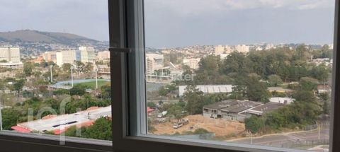 Image 10 - 857738