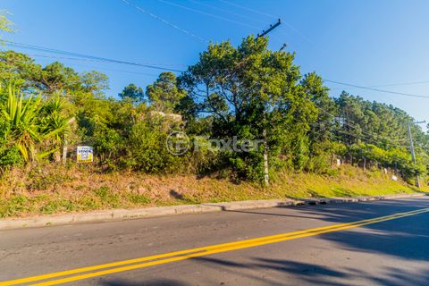 Image 1 - 857825