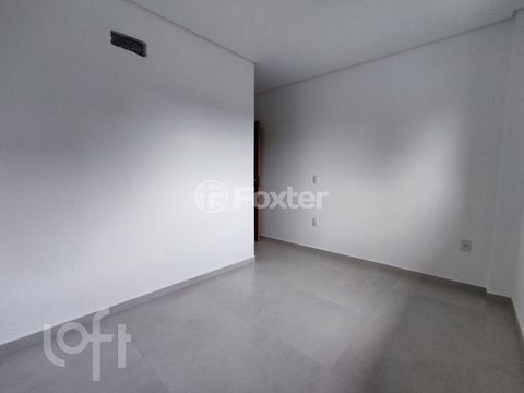 Image 19 - 857842