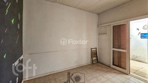 Image 7 - 857854