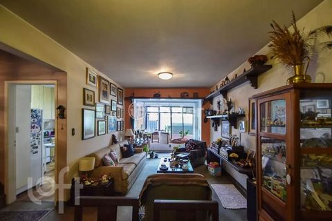 Image 3 - 857876