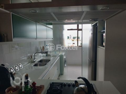Image 7 - 857877