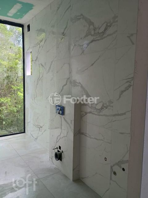 Image 7 - 857893