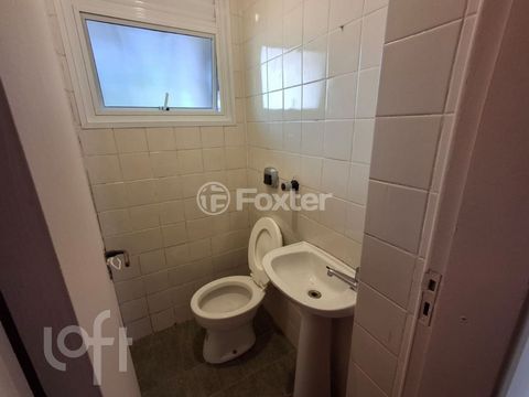 Image 8 - 857913