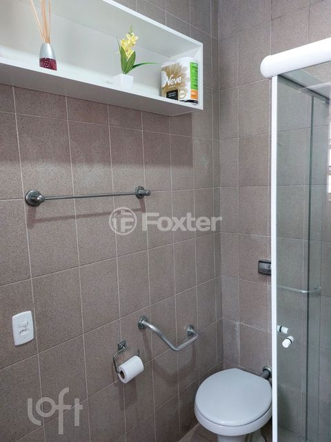 Image 7 - 857917