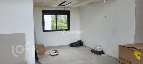 Image 3 - 857991