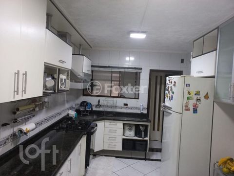 Image 5 - 858143