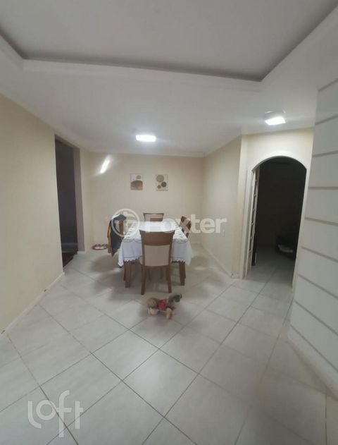 Image 8 - 858144