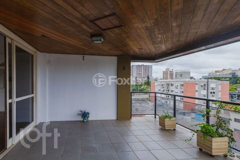 Image 4 - 858150