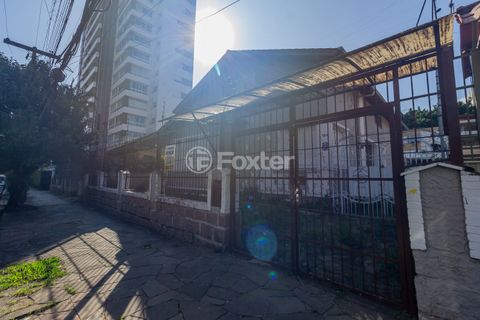 Image 10 - 858191