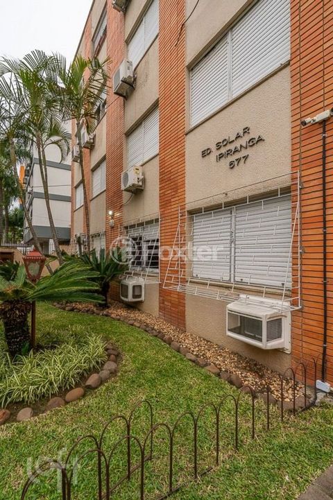 Image 1 - 858240