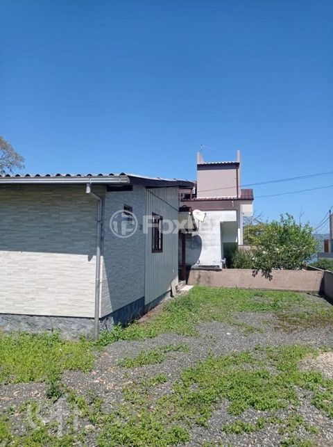Image 3 - 858242