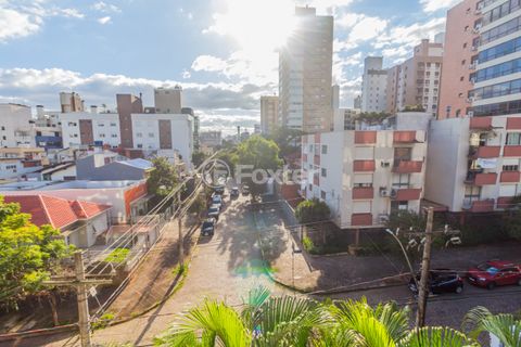 Image 15 - 858343
