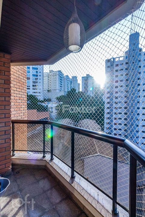 Image 9 - 858349