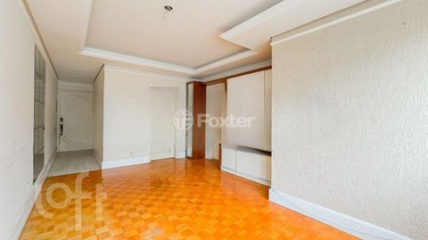 Image 19 - 858378