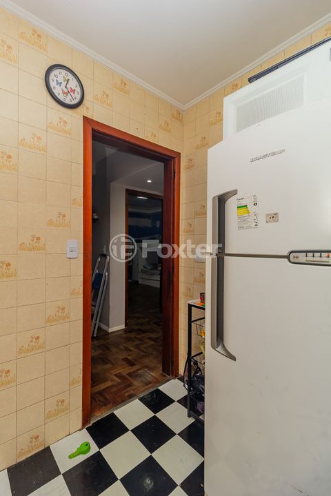 Image 8 - 858402