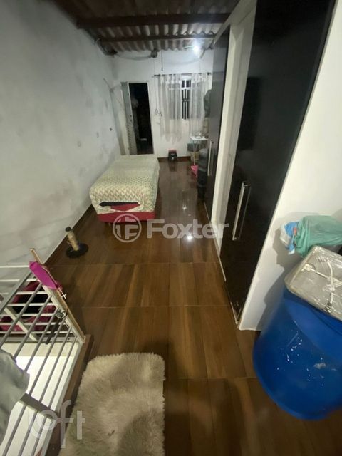 Image 8 - 858431