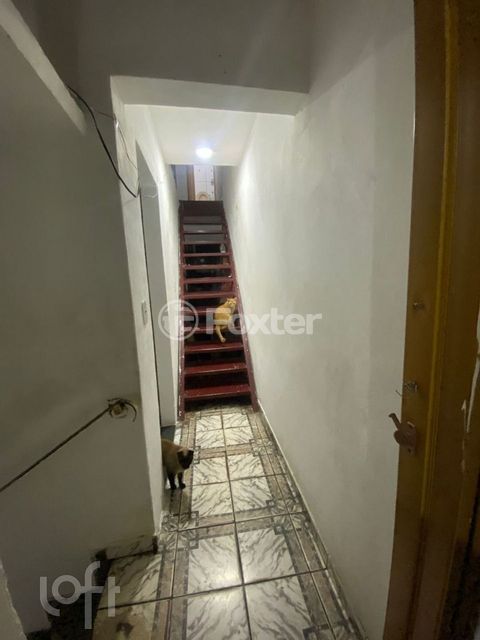 Image 3 - 858431