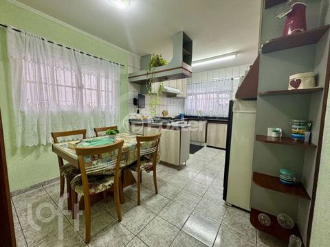 Image 13 - 858504