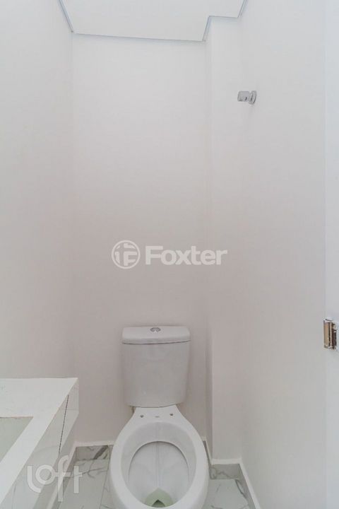 Image 4 - 858525