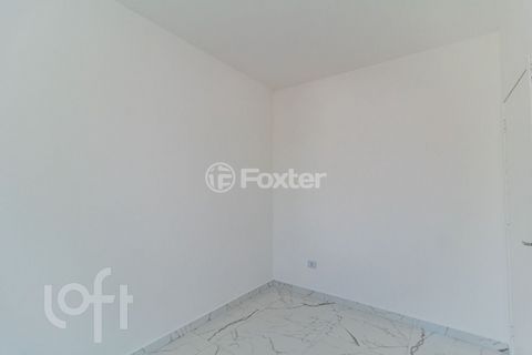 Image 19 - 858525