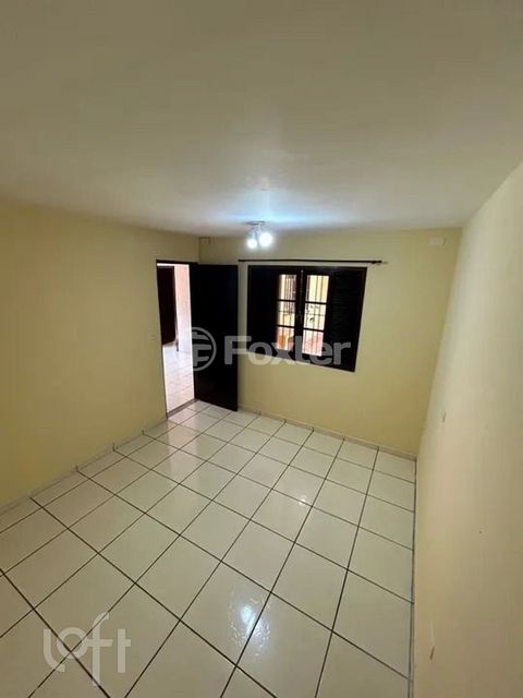 Image 7 - 858570