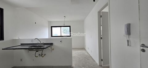 Image 1 - 858632