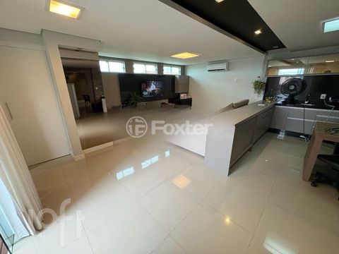 Image 3 - 858664