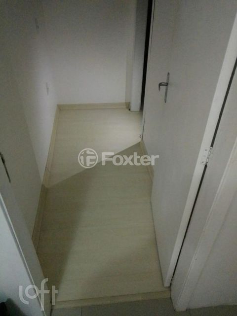 Image 3 - 858667