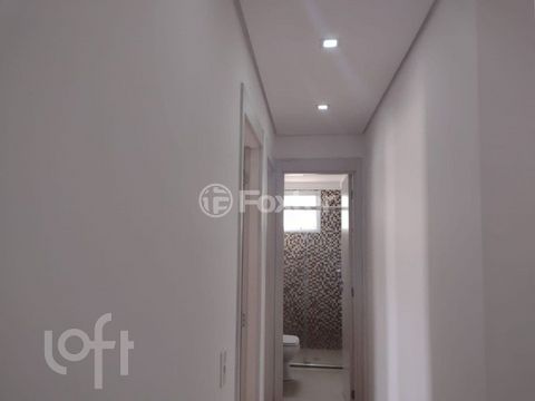 Image 2 - 858670