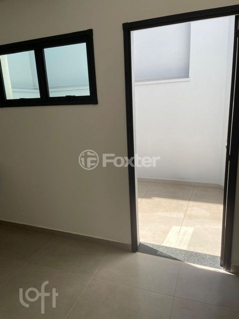 Image 3 - 858686
