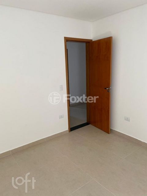 Image 8 - 858686