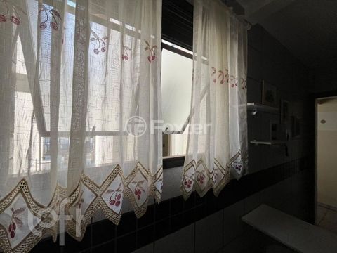 Image 2 - 858688