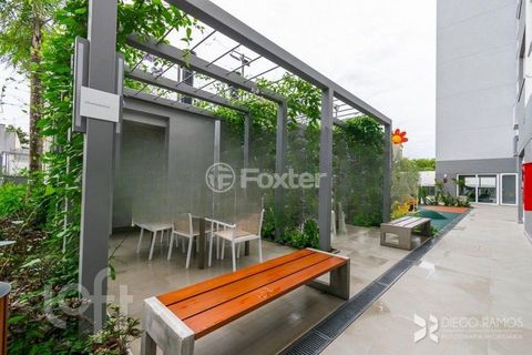 Image 2 - 858799