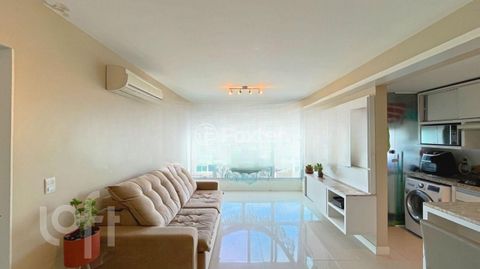 Image 7 - 858827