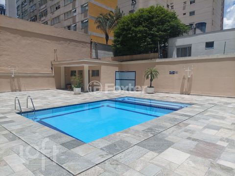 Image 9 - 858876